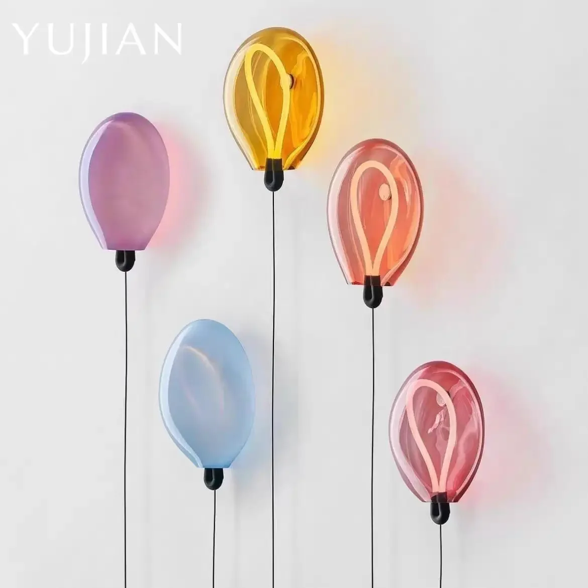Led Balloon Light - مصباح جداري إبداعي على شكل بالون
