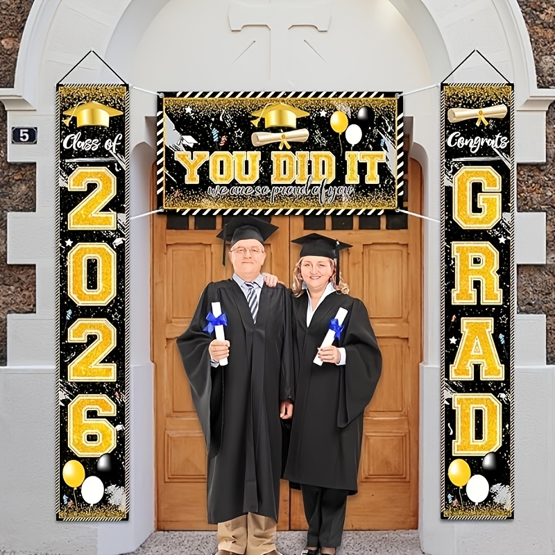 لافتات تخرج ثنائية الأبعاد مكو - مراجعة Party Banner Gold وسعره