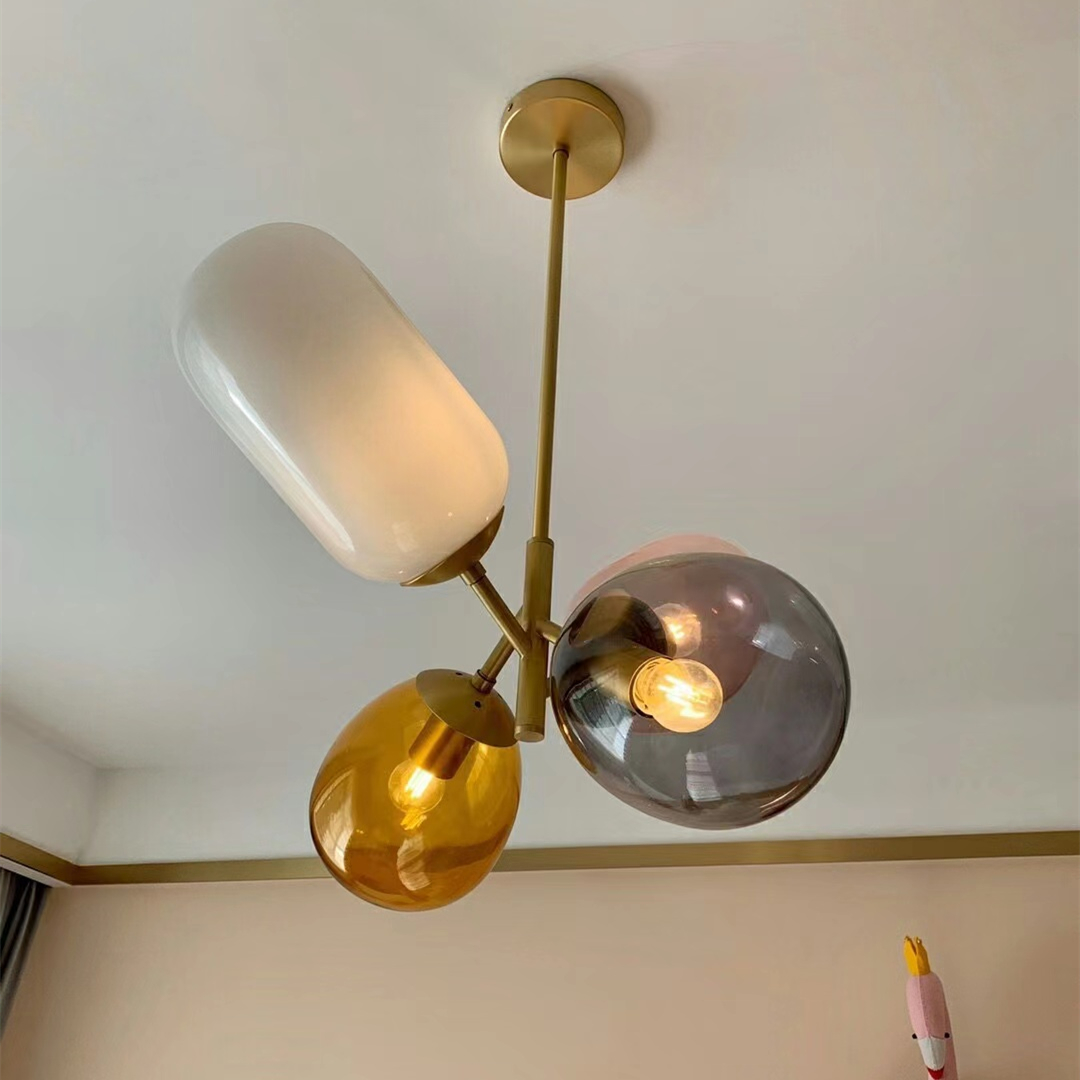 مصباح معلق زجاجي على شكل ماكار - مراجعة Led Balloon Light وسعره