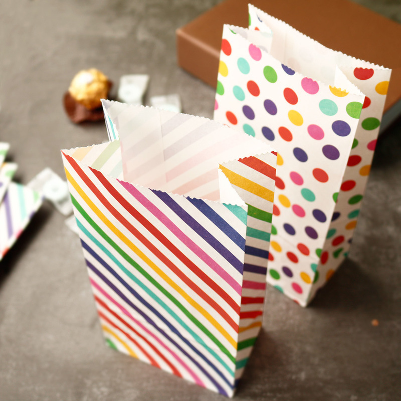 أكياس ورقية صغيرة قوس قزح مطبو - مراجعة Event Party Box وسعره