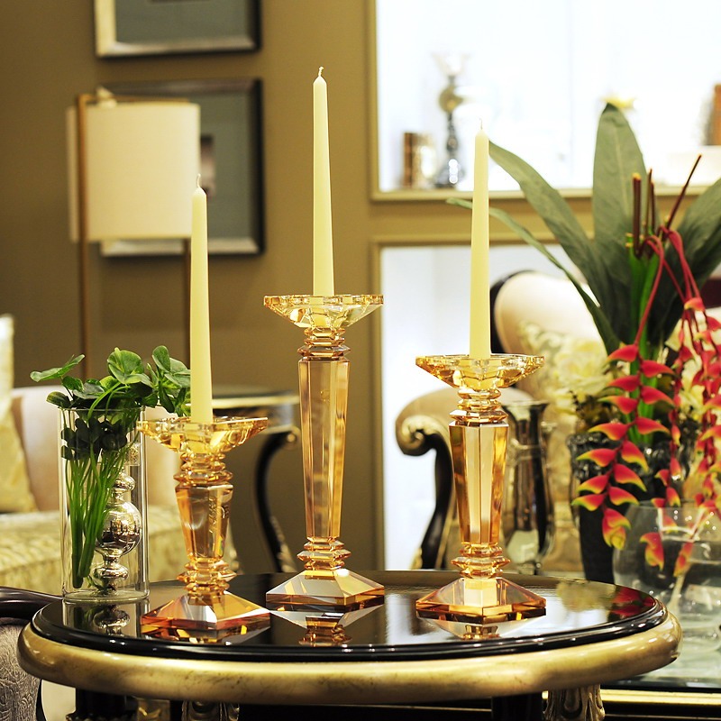 قطعة واحدة من حامل الشموع الزج - مراجعة Centerpiece Stick وسعره