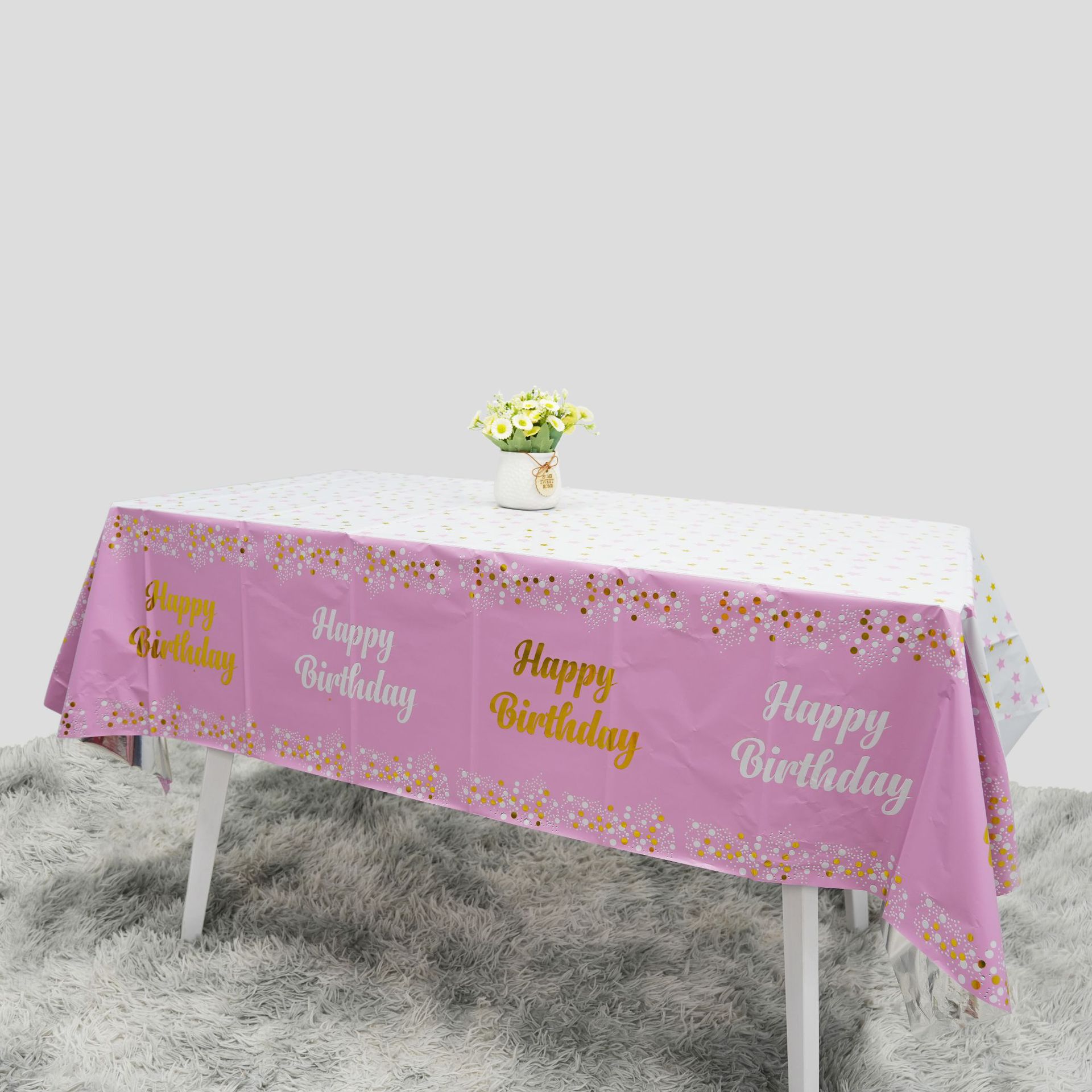 مفرش طاولة للاستخدام مرة واحدة - مراجعة Table Cloth Disposable وسعره